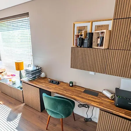Stadium Private Duplex By Invanting Appartement Oporto